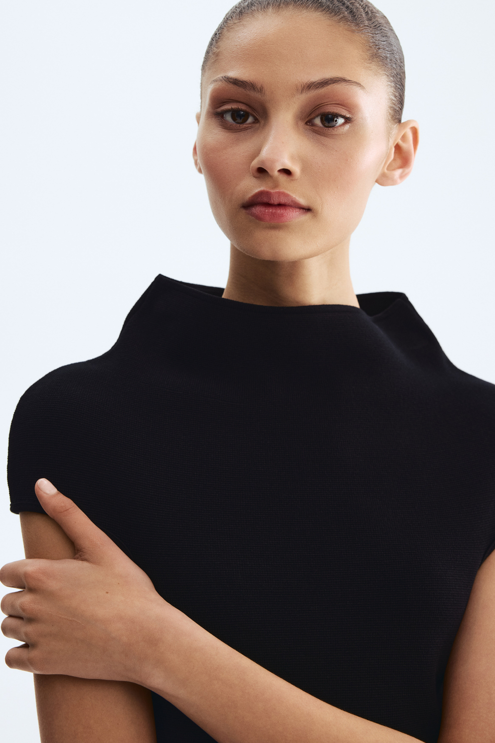 Топ с воротником-полуводолазкой — короткие рукава - H&M