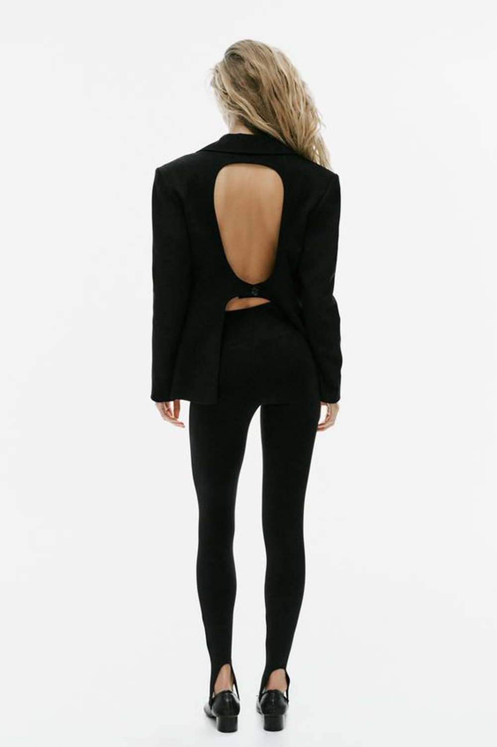 ZARA БЛЕЙЗЕР ОВЕРСАЙЗ С ШЛИЦЕЙ СЗАДИ, ЧЕРНЫЙ