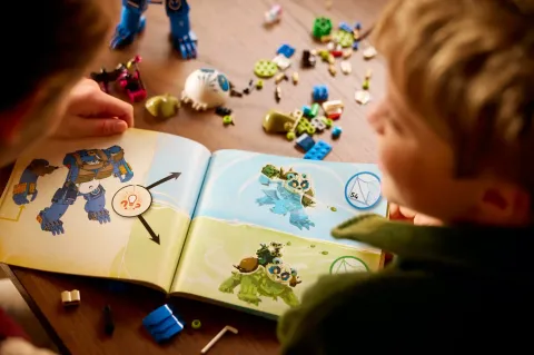 Конструктор LEGO DREAMZzz 71480 Логан - Могучая панда