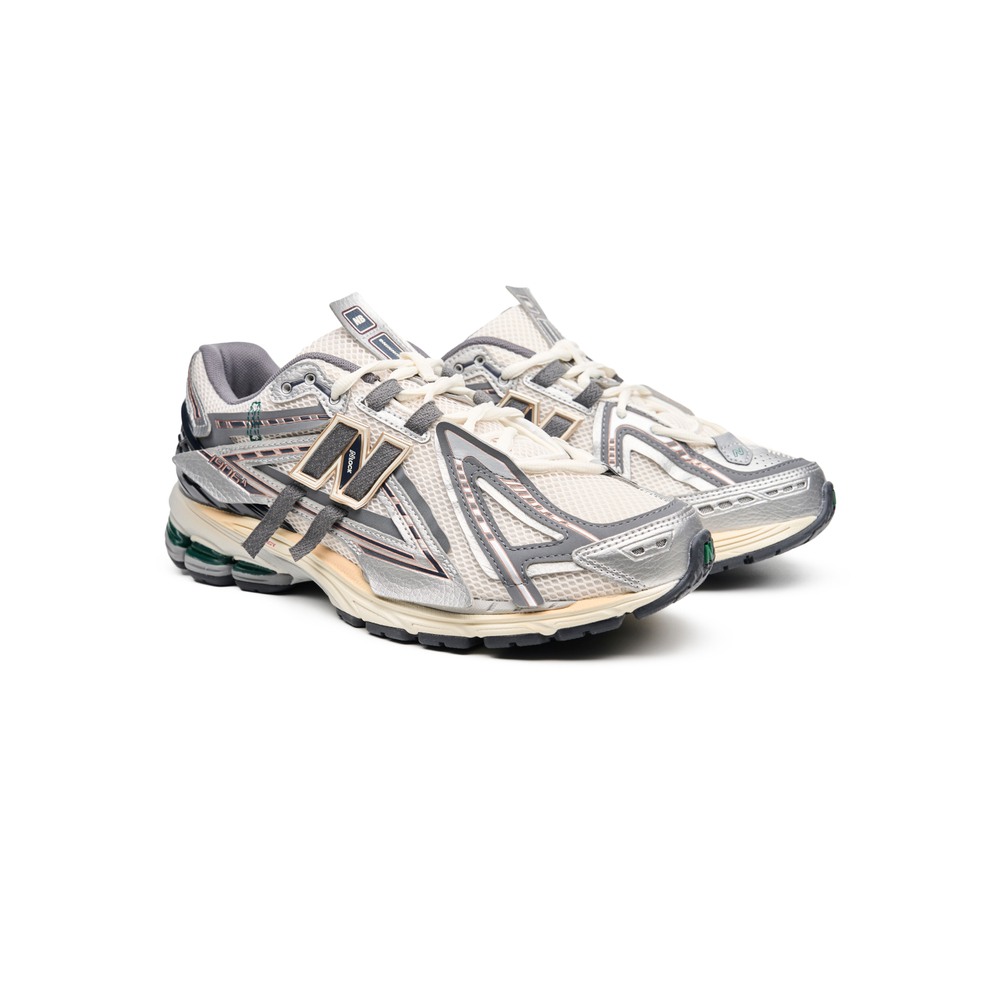 Кроссовки New Balance 1906A "Silver Gold Metallic"