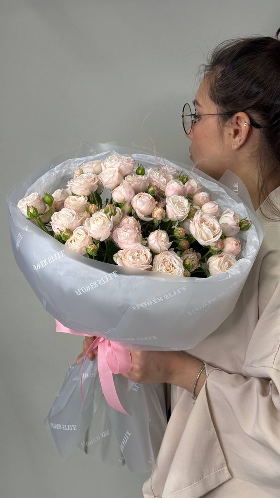 Букет из 9 кустовых Роз