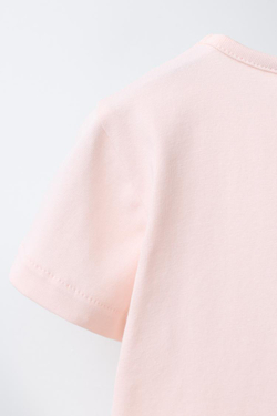 ZARA ФУТБОЛКА С СЕРДЕЧКОМ, ПАСТЕЛЬНО-РОЗОВЫЙ