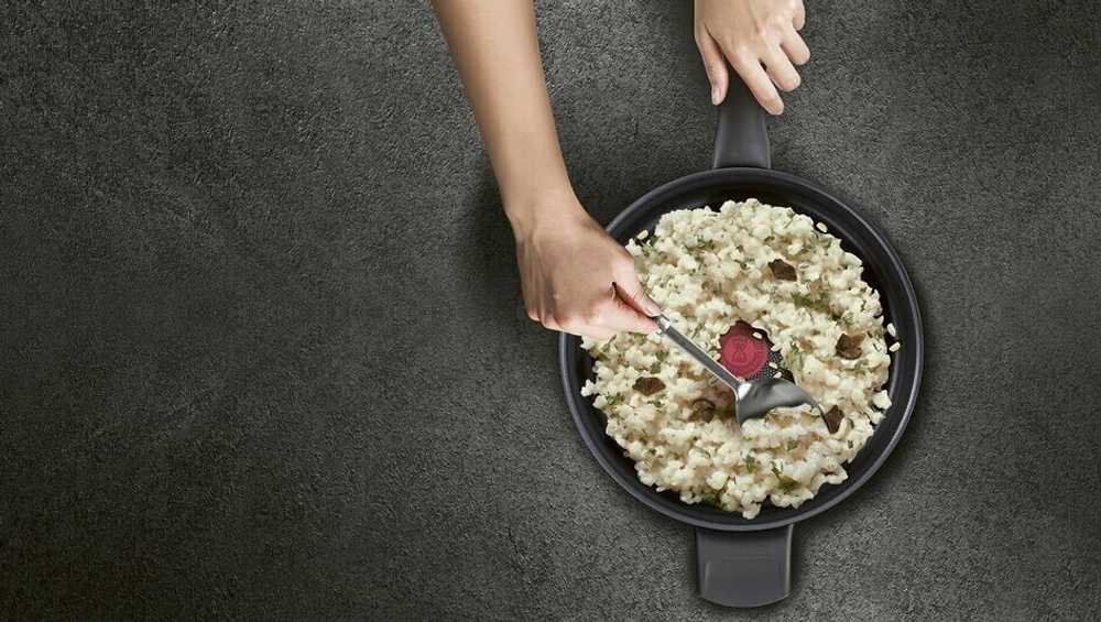 Сотейник с крышкой Tefal Ultimate 26 см G2683372