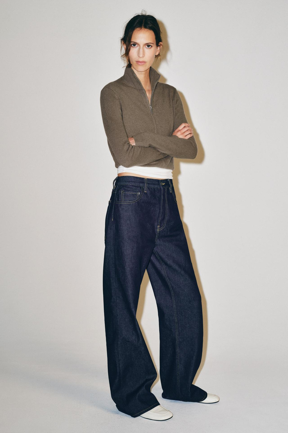 ZARA ДЖИНСЫ ZW COLLECTION ПРЯМОГО КРОЯ СО СРЕДНЕЙ ПОСАДКОЙ, СИНИЙ