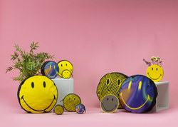 Подушка Gradient Smiley