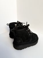 Замшевые ботинки Ugg, 23