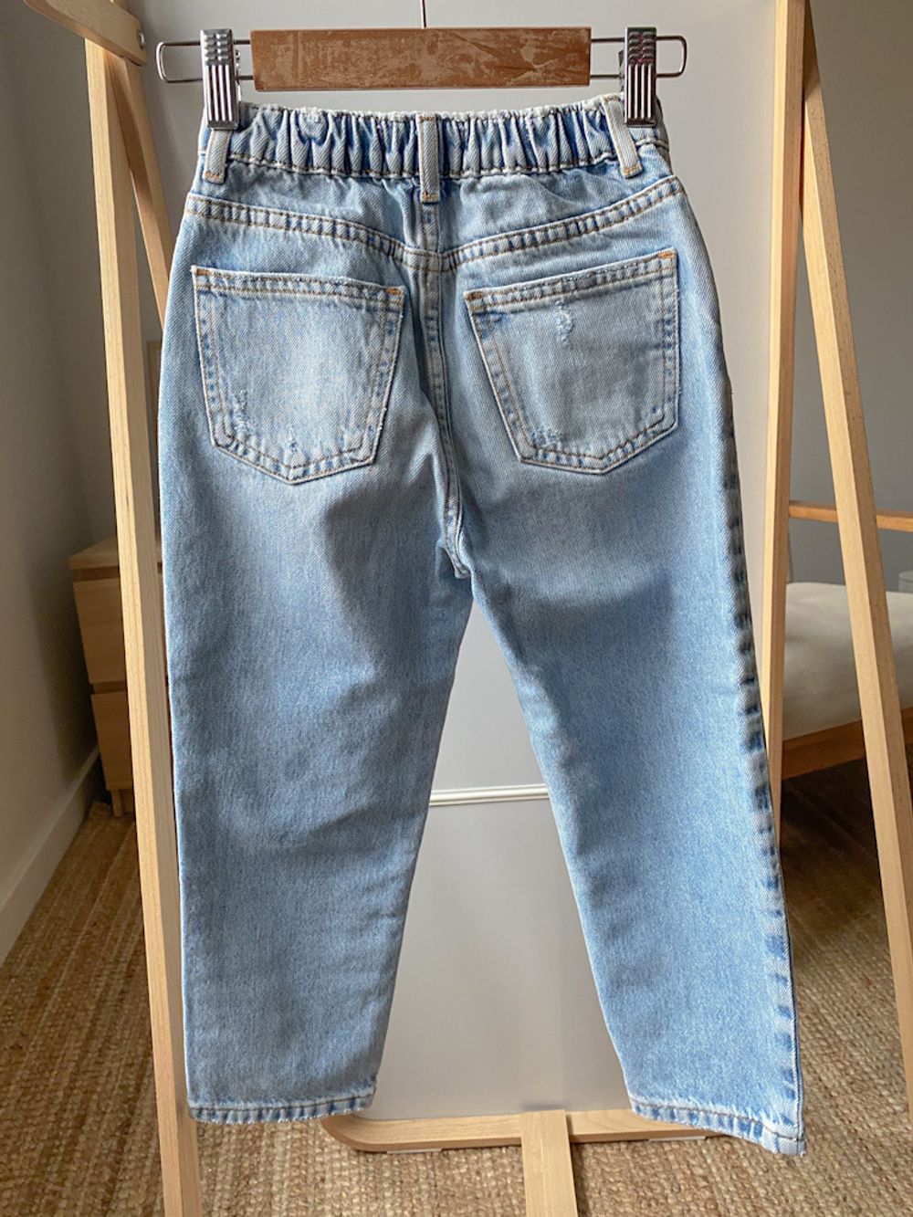 Джинсы Zara