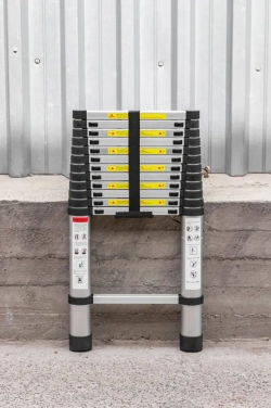 Лестница телескопическая алюм. бытовая 3.8м (13 ступ.) Forsage F-UP380