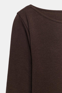 ZARA ФУТБОЛКА С ВЫРЕЗОМ «ЛОДОЧКА», КОРИЧНЕВЫЙ
