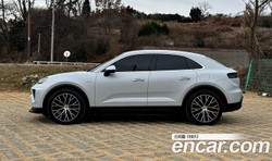 Porsche Macan 4S — 2025