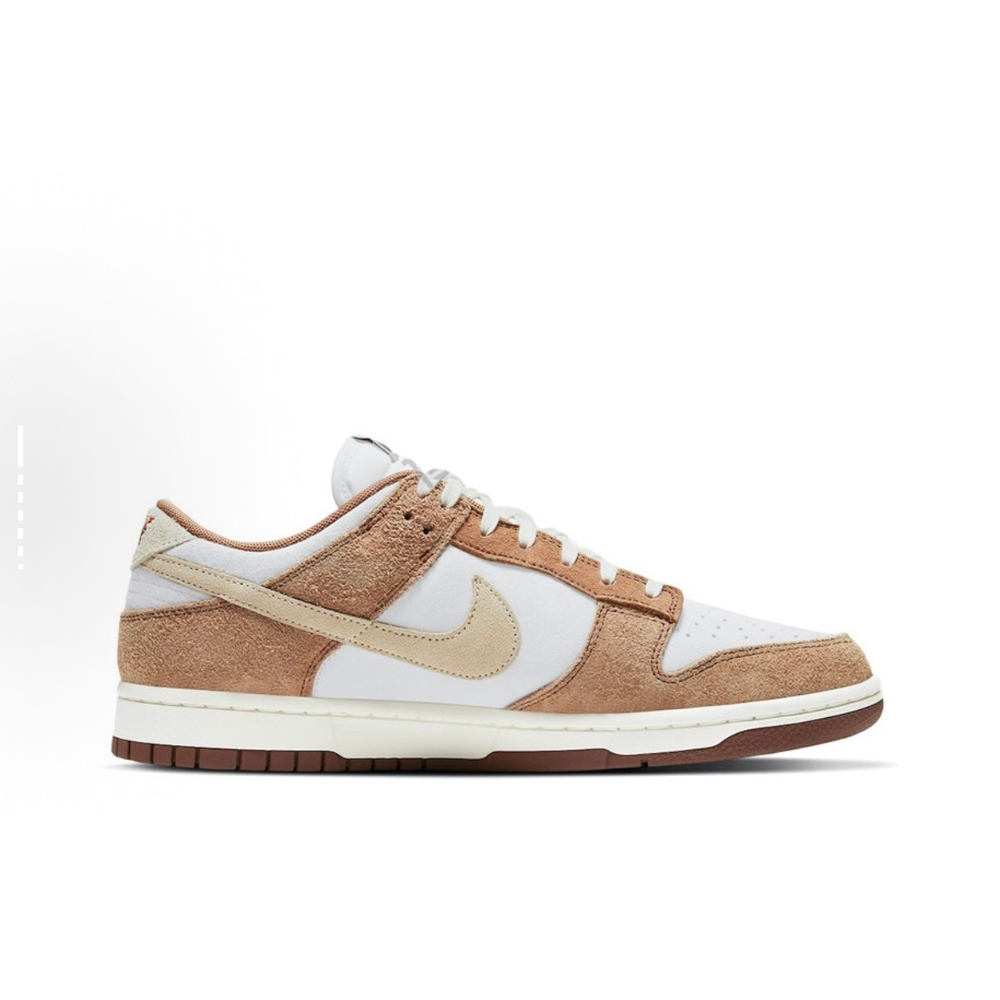 alt="Ворсистая замша и логотип Swoosh на Nike Dunk Low Medium Curry DD1390-100"