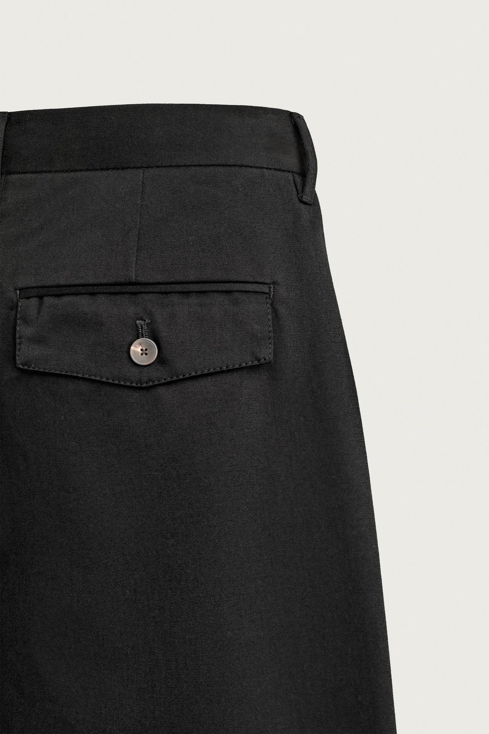 ZARA БРЮКИ ЧИНОС REGULAR FIT СО СКЛАДКАМИ, ЧЕРНЫЙ