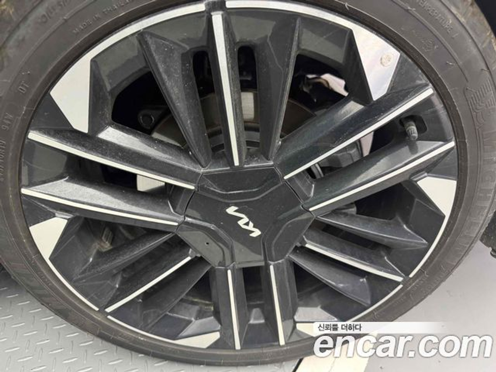 KIA K8 Noblesse — 2025