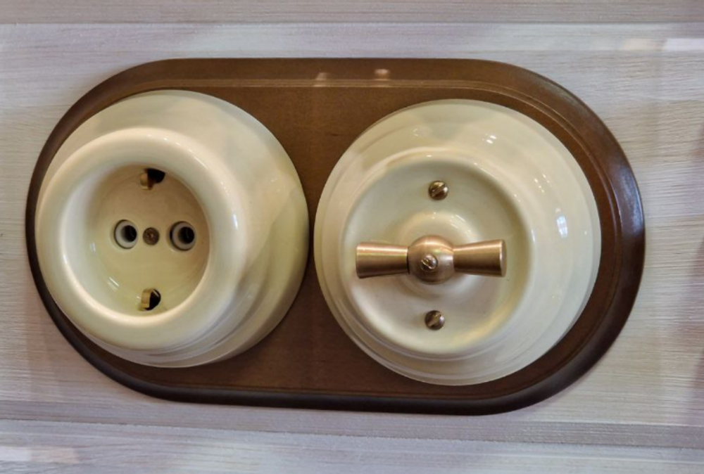 Ретро выключатель керамический Астория, слоновая кость, INTERIOR ELECTRIC ВПКАС.1/2.03 / 1 и 2 группы света