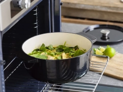 KitchenAid Чугунная кастрюля 22 см 3,3 л черная EAN 4894871009370