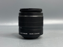 Canon 650D kit 18-55mm IS II 4.000 кадров