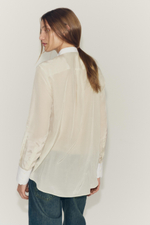 РУБАШКА С КОНТРАСТНОЙ МАНИШКОЙ ZW COLLECTION — ZARA