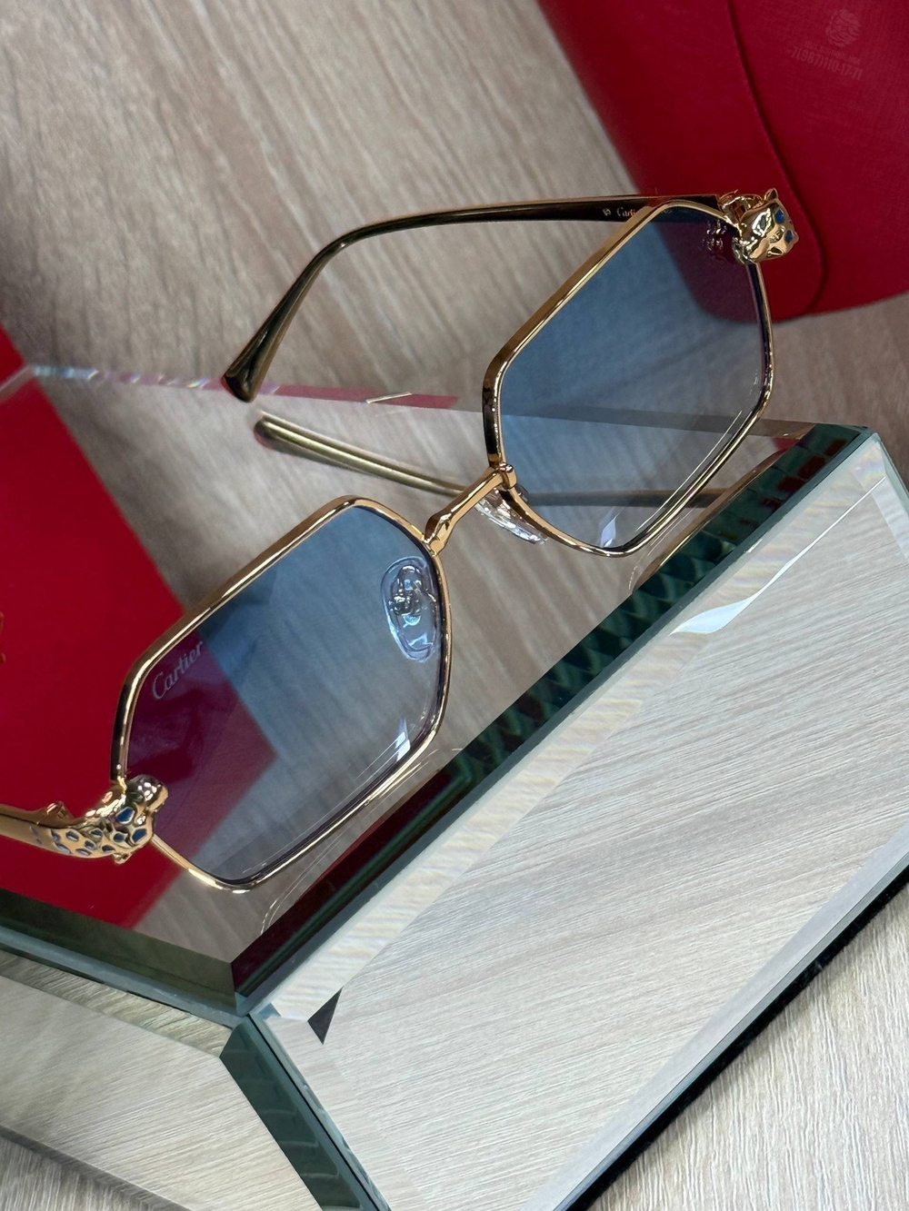 Солнцезащитные очки Cartier