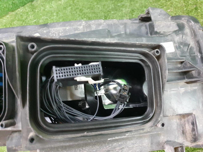 Фара левая Mercedes GLC X253 (2015-2019) LED