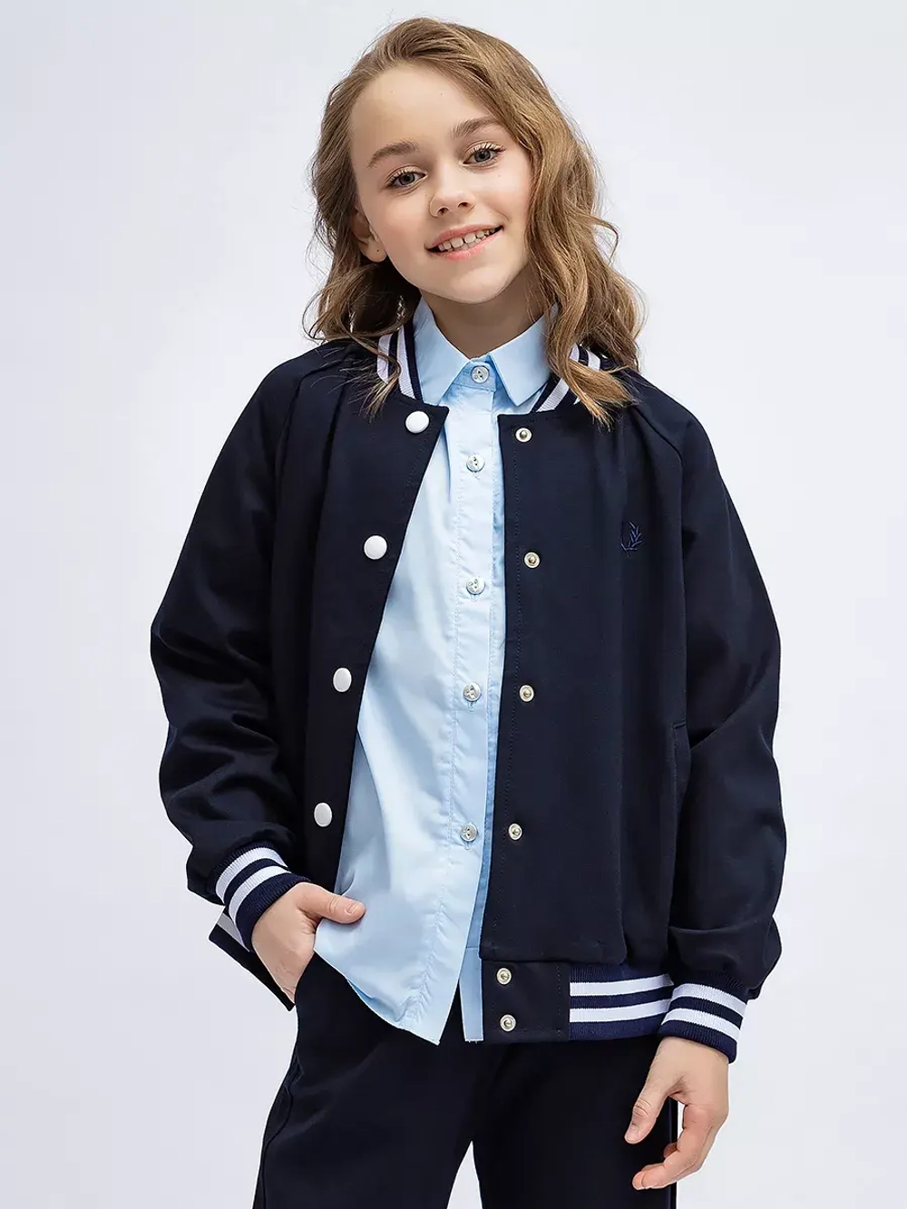 Школьная рубашка классическая oversize