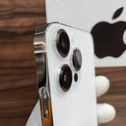 Корпус для iPhone XR в стиле iPhone 14Pro (цвет: Silver-White - серебристо-белый)