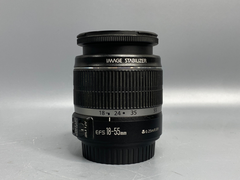 Canon EF-S 18-55mm 3.5-5.6 IS