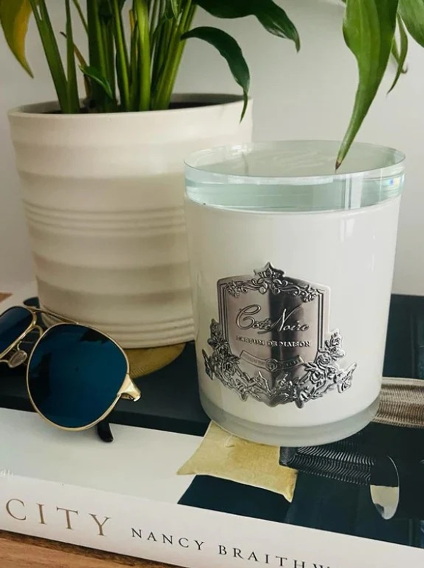 Свеча JASMIN FLOWER Cote Noire 450 мл Белый