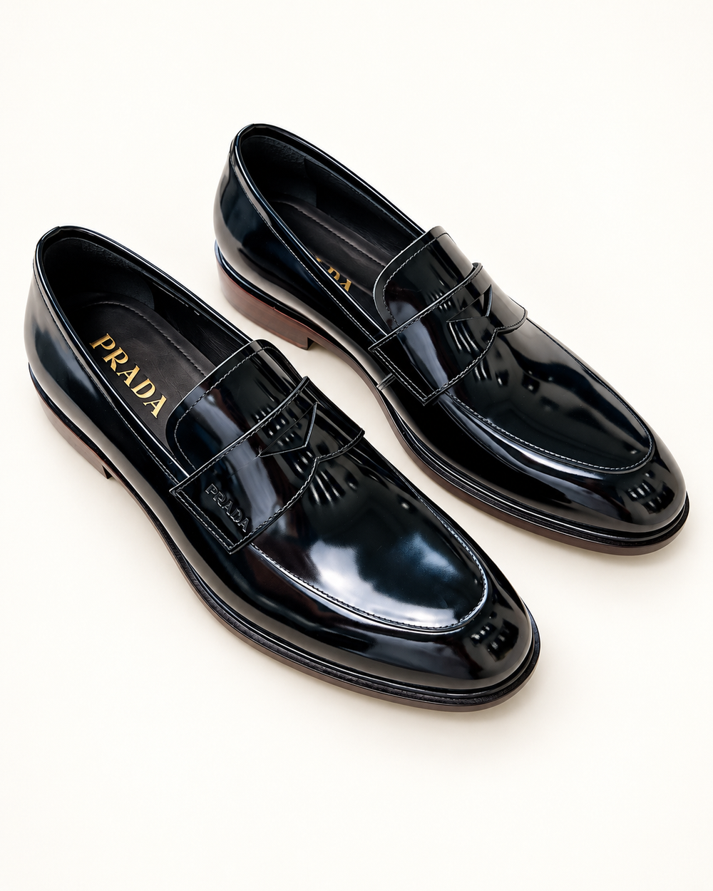 Мужские кожаные пенни-лоферы Prada — чёрные
