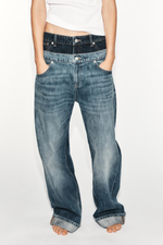 ДЖИНСЫ TRF LOOSE FOLDED С ДВОЙНЫМ ПОЯСОМ И НИЗКОЙ ПОСАДКОЙ — ZARA