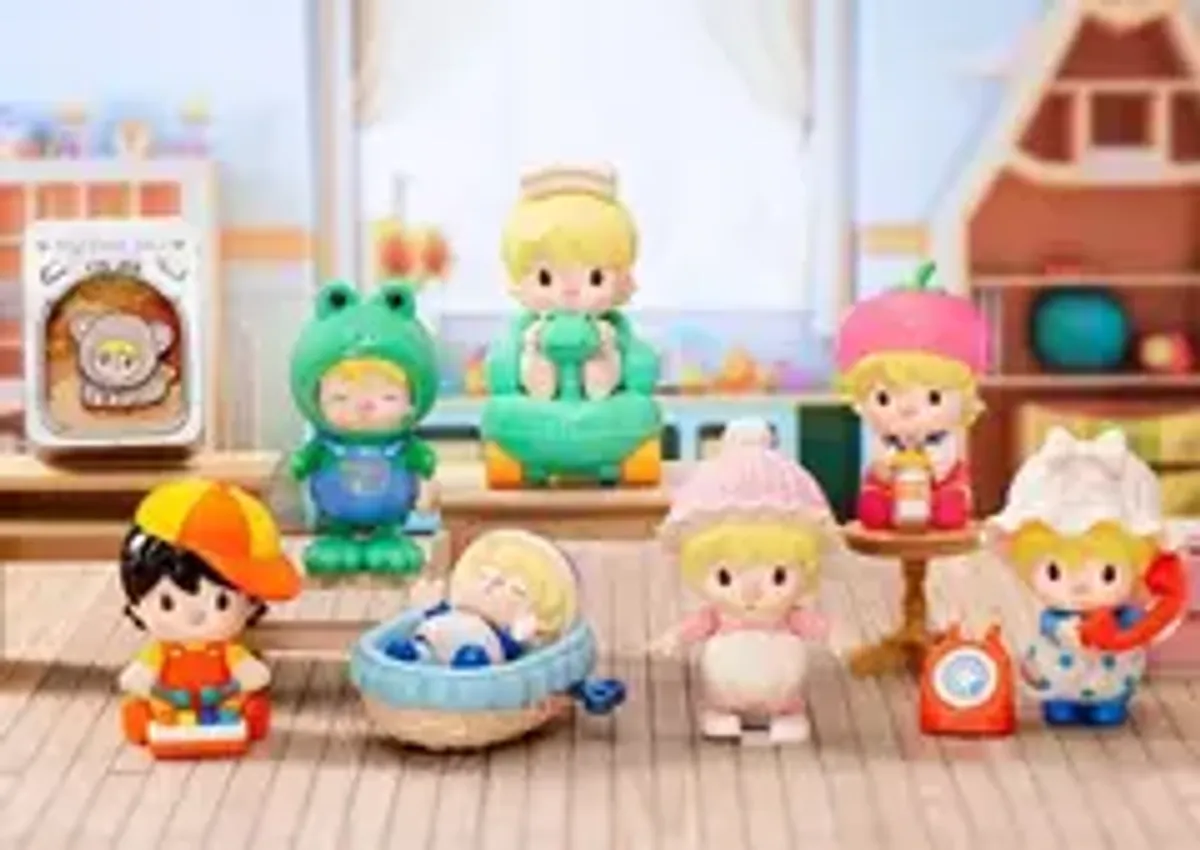 Случайная фигурка POP MART Sweet Bean Growth Illustration