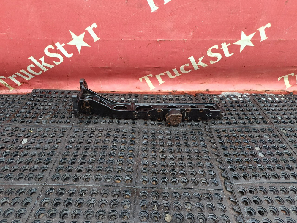 Кронштейн глушителя 2018г.