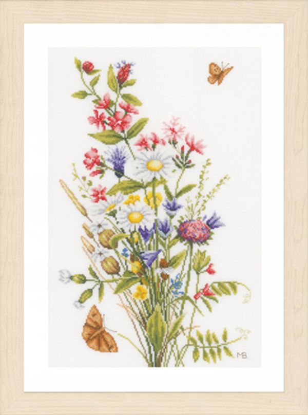 Набор для вышивания нитками Lanarte, Field flowers, 31х47 см