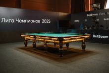 Бильярдный стол для русской пирамиды Weekend "Русский Гранд" (12 футов, 8 ног, 45мм камень) эмаль комбинированный, борта дуб, лузы премиум