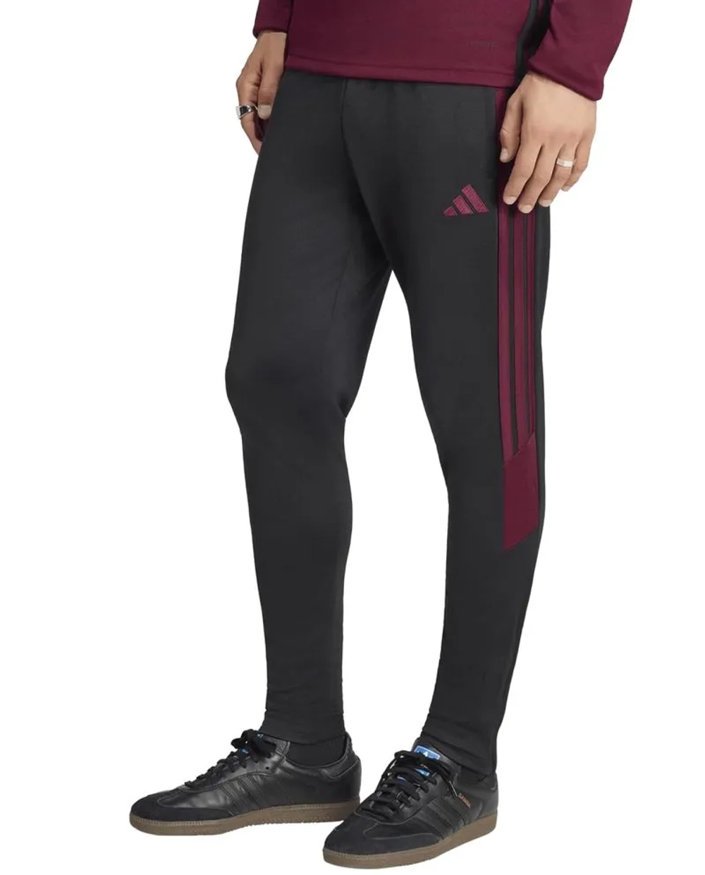 Мужские теннисные штаны Adidas Tiro 26 Essentials Training - black/maroon/maroon