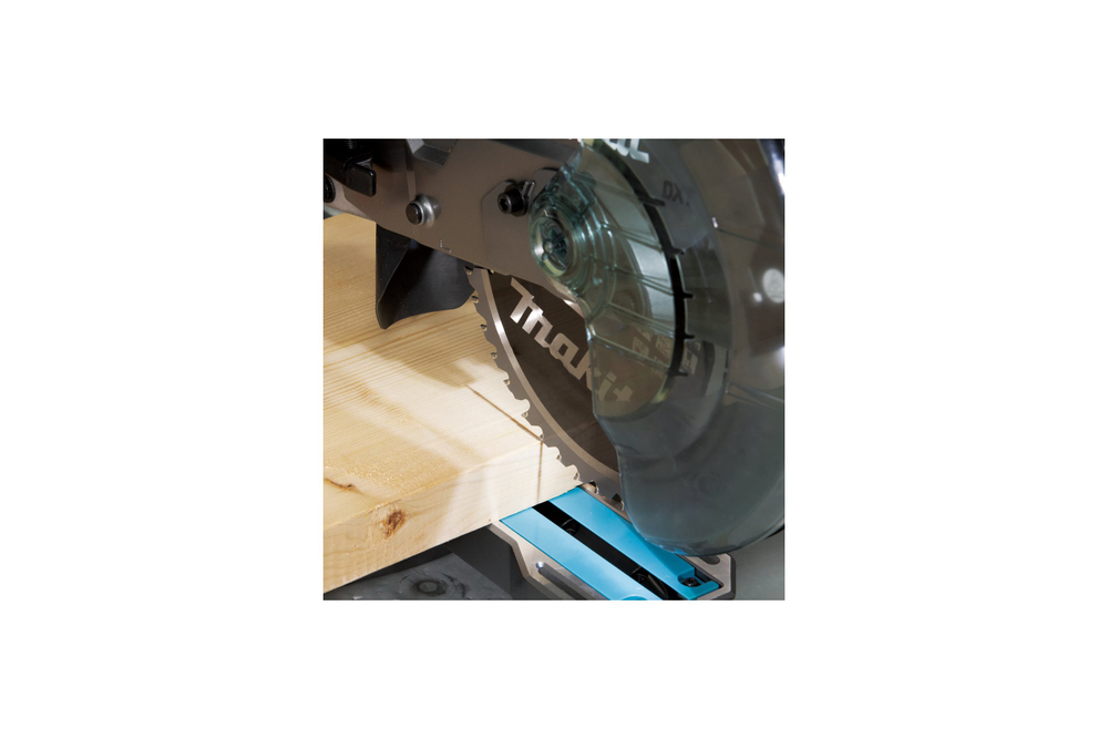 Аккумуляторная консольная торцовочная пила Makita XGT 40В BL LS002GZ01
