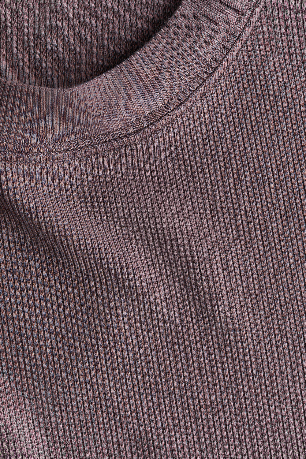 Футболка из вискозы в рубчик - H&M