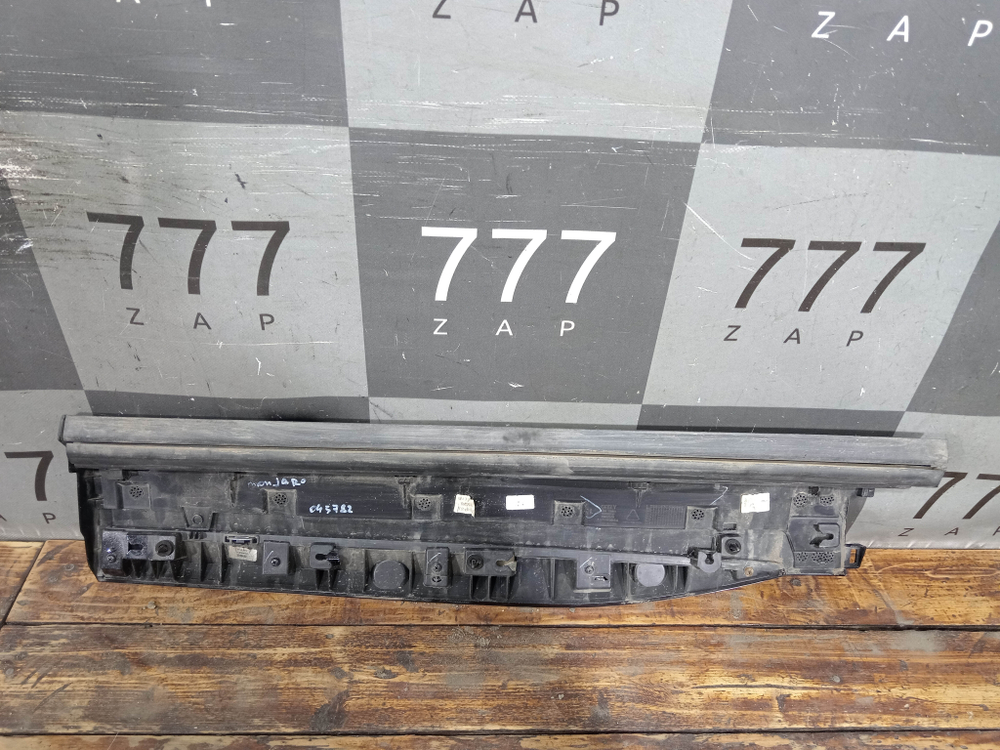 Накладка двери задней левой Geely Monjaro 21-нв Б/У Оригинал 6073120300