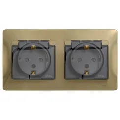 Розетка с крышкой Systeme Electric Glossa Титан GSL000447