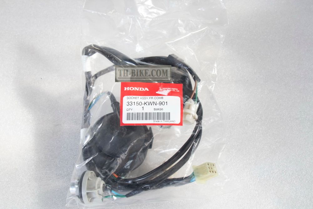 33150-KWN-901. SOCKET ASSY., HEADLIGHT. Socket T19 bulb Honda PCX 1 gen