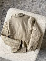 Кожаная куртка DKNY, 104