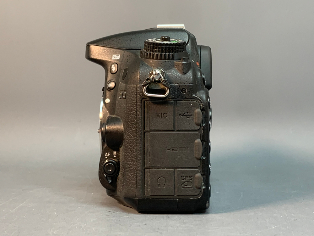 Nikon D7100 под ремонт / восстановление