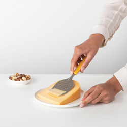 Нож для сыра с теркой Brabantia Tasty+