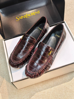 Лоферы Yves Saint Laurent