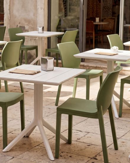 Стол пластиковый Paris Table 80