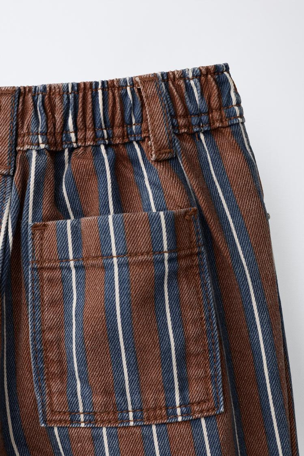 ZARA БРЮКИ ИЗ ТВИЛА В ПОЛОСКУ, КОРИЧНЕВО-СИНИЙ