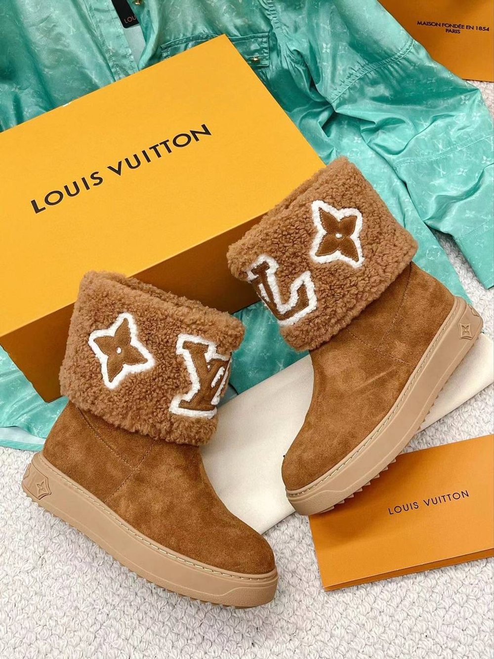 Сапоги Louis Vuitton Snowdrop