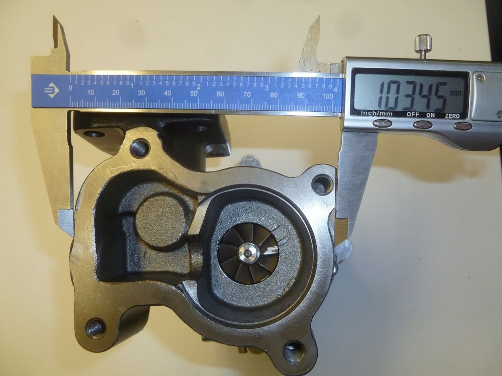 Турбокомпрессор Ricardo Y485BZD; TDK 22 4LT/Turbocharger