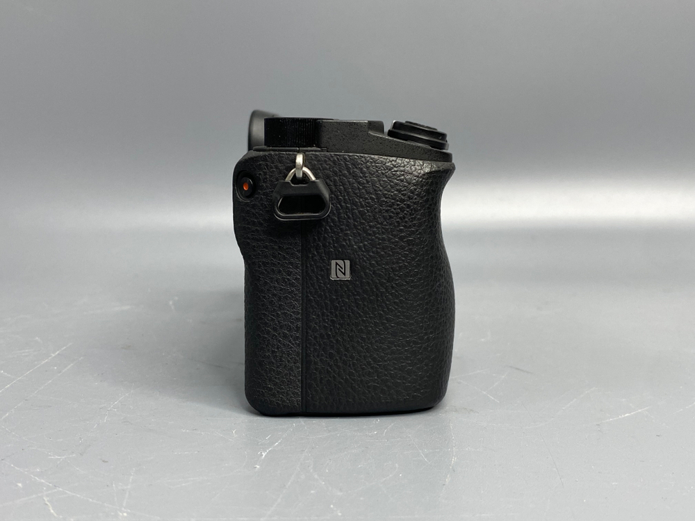 Sony A6400 Body 11.000 кадров