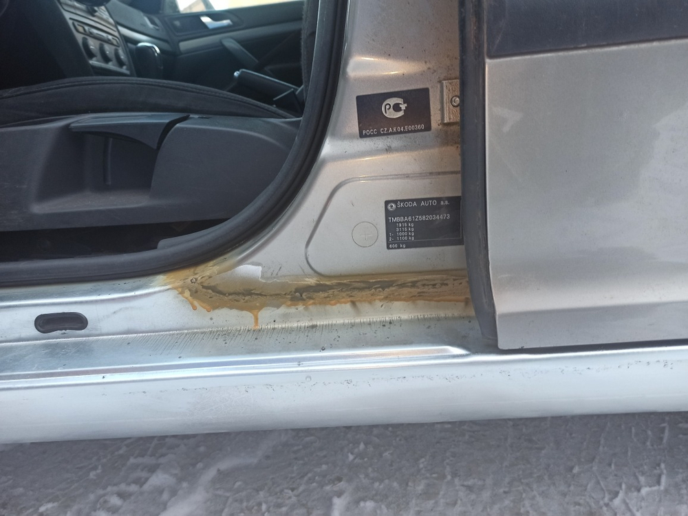 Порог левый Skoda Octavia A5 2004-2013 (Klokkerholm)