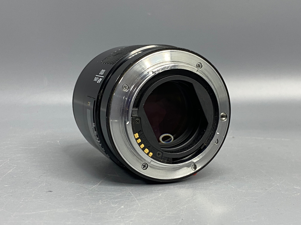 Minolta AF 100mm f/2.8(32) Macro RS